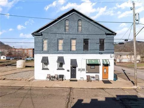 121 1st St, Powhatan Point, OH 43942