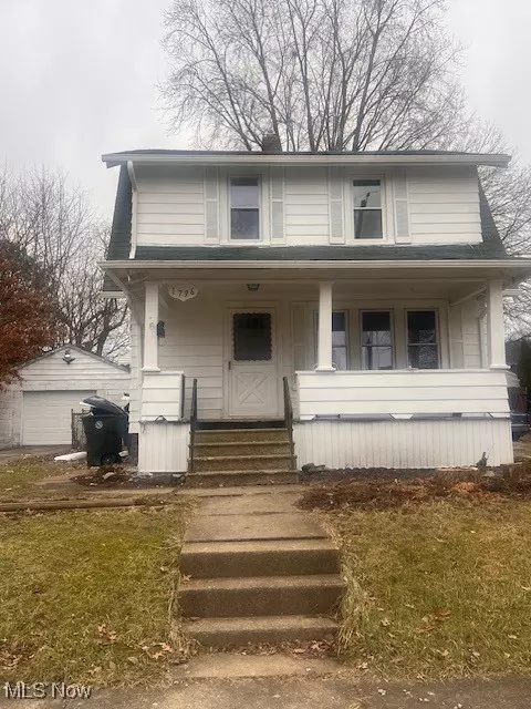 1796 Bonnie Brae NE, Warren, OH 44483