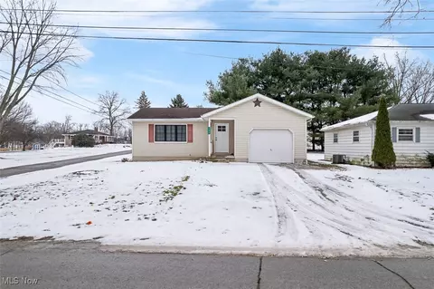 132 Villard St, Apple Creek, OH 44606