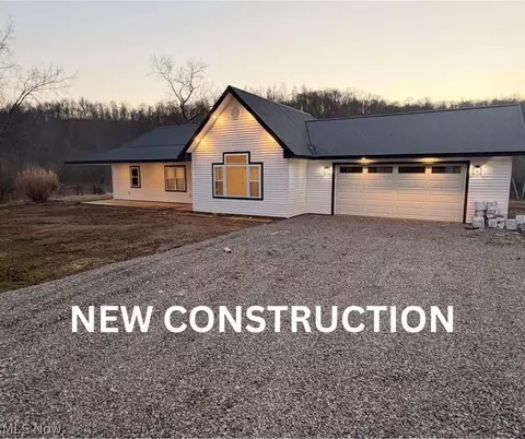 29345 County Road 22, Warsaw, OH 43844