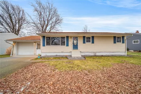 1010 Brown Dr, Ashtabula, OH 44004