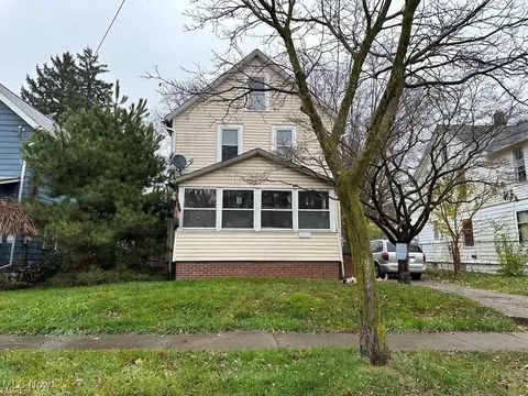 2351 13th St SW, Akron, OH 44314
