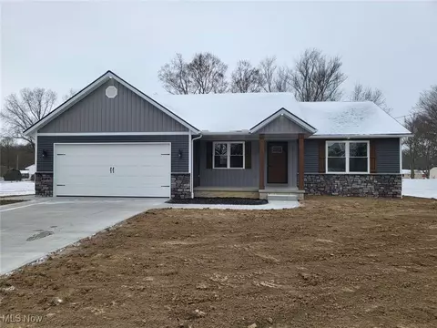 327 29th St NW, Massillon, OH 44647