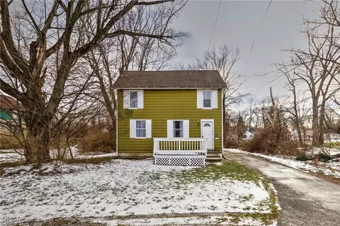 1024 W 54th St, Ashtabula, OH 44004
