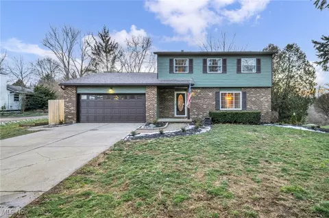 5109 Troyer Dr, Kent, OH 44240