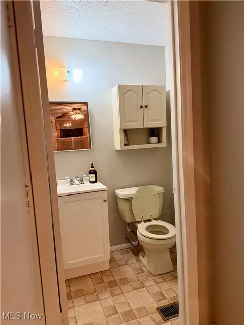4751 Ruby Ln, Brunswick, OH 44212 photo 11