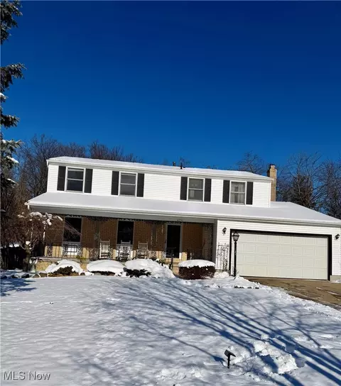 4751 Ruby Ln, Brunswick, OH 44212