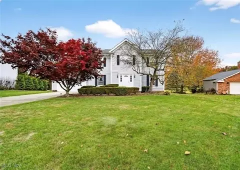 33771 Canterbury Rd, Solon, OH 44139