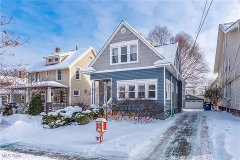 1291 Summit Ave, Lakewood, OH 44107