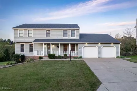 22 Westwood Dr, Parkersburg, WV 26101