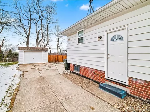 Exterior - 3640 Hetzel Dr, Parma, OH 44134 photo 9 of 9