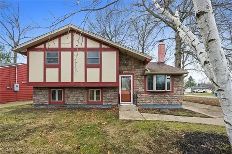 6006 Rosebelle Ave, North Ridgeville, OH 44039