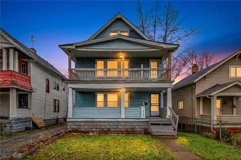 13818 Durkee Ave, Cleveland, OH 44105