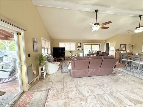 Living - 4018 Cleveland Rd E, Huron, OH 44839 photo 1 of 4