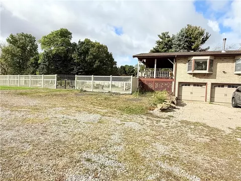 Exterior - 4018 Cleveland Rd E, Huron, OH 44839 photo 2 of 6