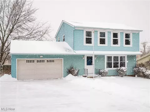 10000 Munich Dr, Parma, OH 44130
