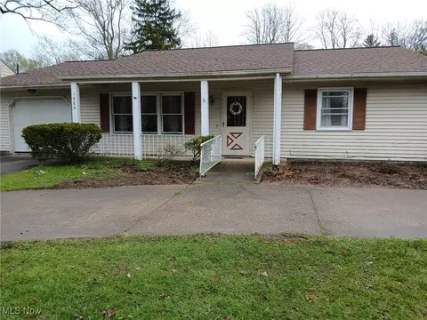 1403 Dorchester Dr, Madison, OH 44057