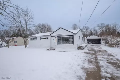 3796 Sanford Dr, Brunswick, OH 44212
