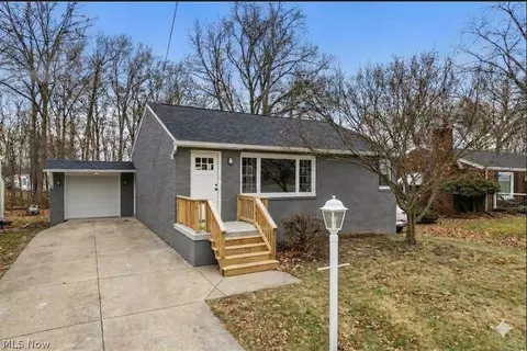 1960 Oak St, Salem, OH 44460