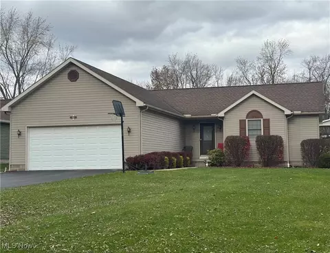 416 State Rd, Warren, OH 44483