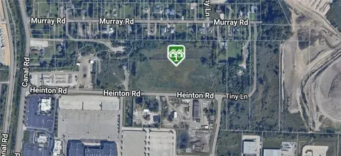 5706 Heinton Rd, Valley View, OH 44125