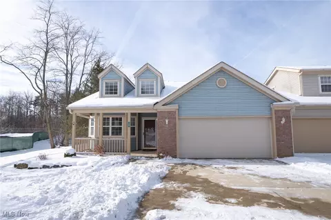 264 Finchfield Cir, Macedonia, OH 44056