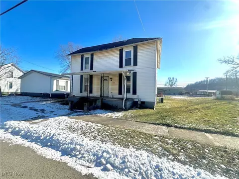 114 S Main St, Belle Valley, OH 43717