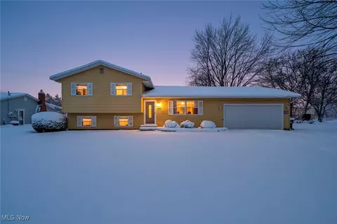 10690 Hawke Rd, Columbia Station, OH 44028