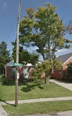 10201 Grace Ave, Garfield Heights, OH 44125