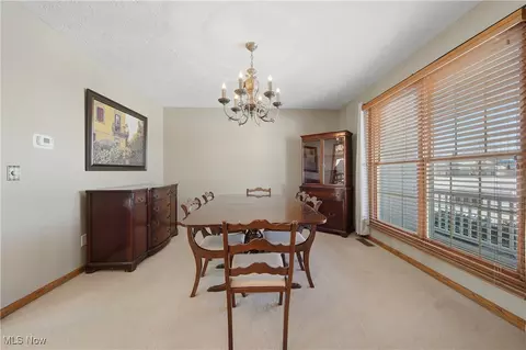 2132 Summerchase Rd NE, Canton, OH 44721 photo 6