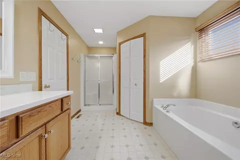 2132 Summerchase Rd NE, Canton, OH 44721 photo 26