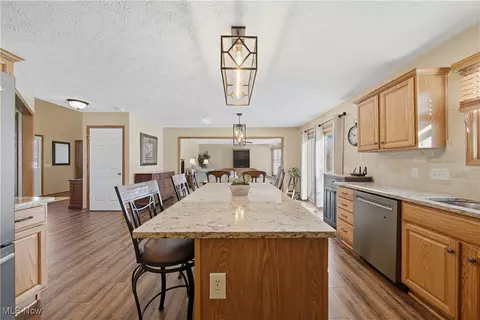 2132 Summerchase Rd NE, Canton, OH 44721 photo 11