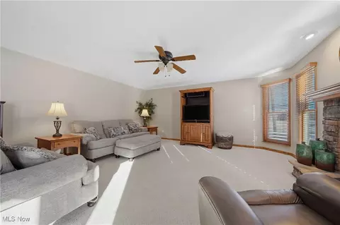 2132 Summerchase Rd NE, Canton, OH 44721 photo 16