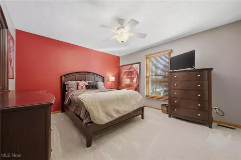 2132 Summerchase Rd NE, Canton, OH 44721 photo 33