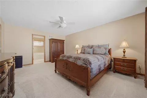 2132 Summerchase Rd NE, Canton, OH 44721 photo 23