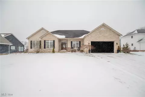 257 Country Club Dr SE, Warren, OH 44484