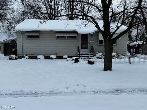 350 Beebe Ave, Elyria, OH 44035