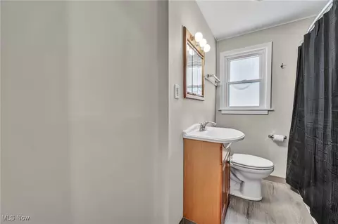 Bath - 8564 Cedar Rd, Chesterland, OH 44026 photo 1 of 3