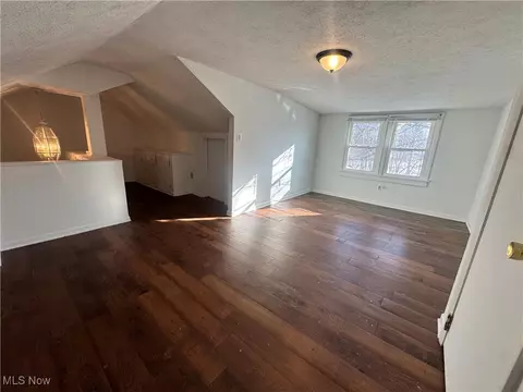 459 Ohio St, Elyria, OH 44035 photo 6