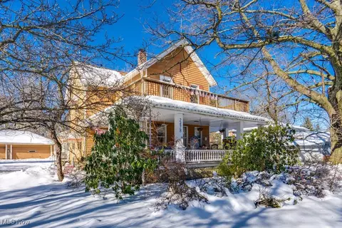 2478 Richmond Rd, Beachwood, OH 44122