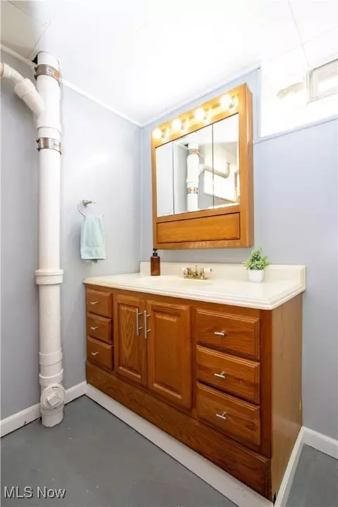 Bath - 8119 Covington Ave, Parma, OH 44129 photo 1 of 3