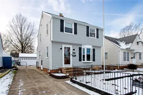 Exterior - 8119 Covington Ave, Parma, OH 44129 photo 2 of 6