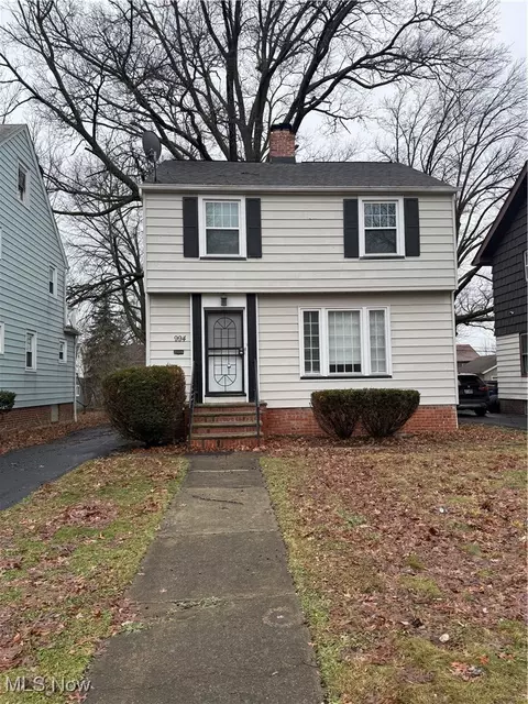 994 Yellowstone Ave, Cleveland Heights, OH 44121