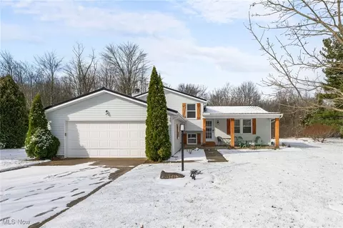 5466 Park Vista Ct, Stow, OH 44224