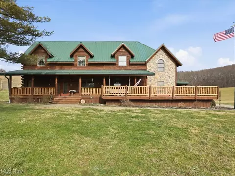 6529 Fallsburg Rd NE, Newark, OH 43055