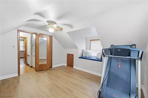 Entry Way - 536 Creed St, Struthers, OH 44471 photo 2 of 2