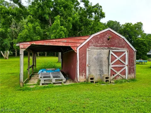 Exterior - 4145 Old River Rd, Philo, OH 43771 photo 6 of 7