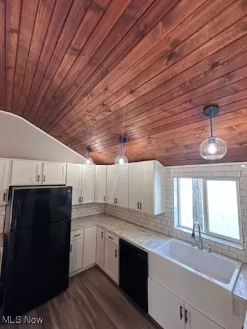 Kitchen - 312 Elyria St, Lodi, OH 44254 photo 6 of 7