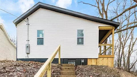 1329 Stone St, Zanesville, OH 43701