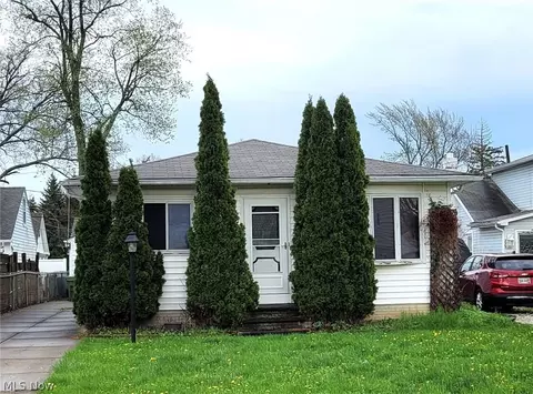 771 E 348th St, Eastlake, OH 44095